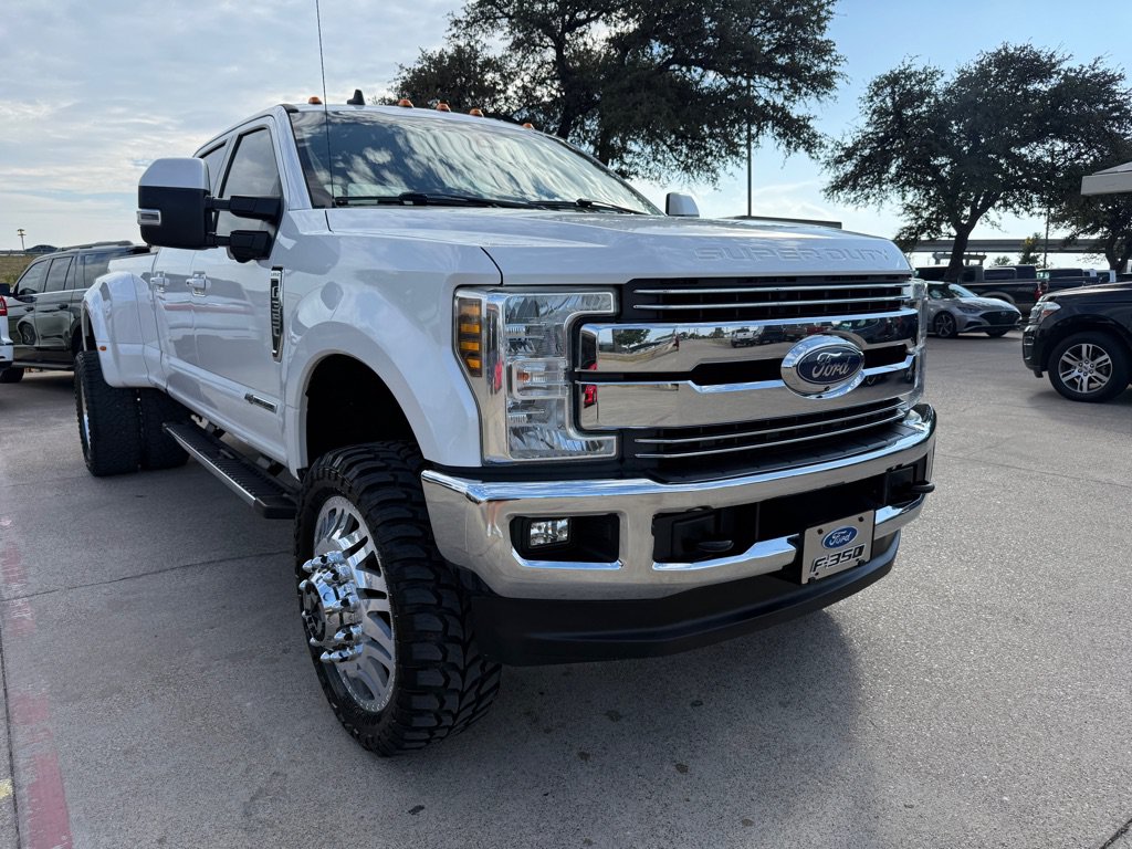 Used 2019 Ford F350 Lariat w/ Lariat Ultimate Package AWD/4WD image 1