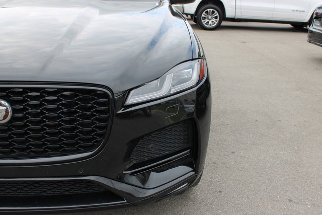 Used 2022 Jaguar F-PACE S image 45