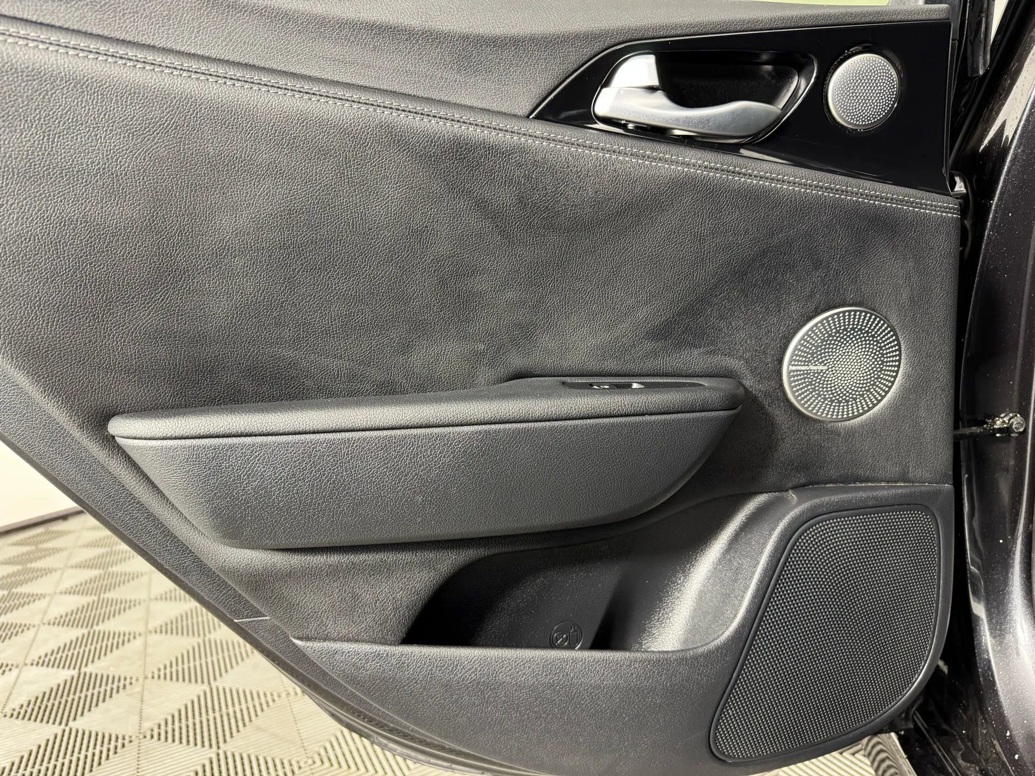 Used 2022 Kia Stinger GT-Line w/ Sun & Sound Package image 42