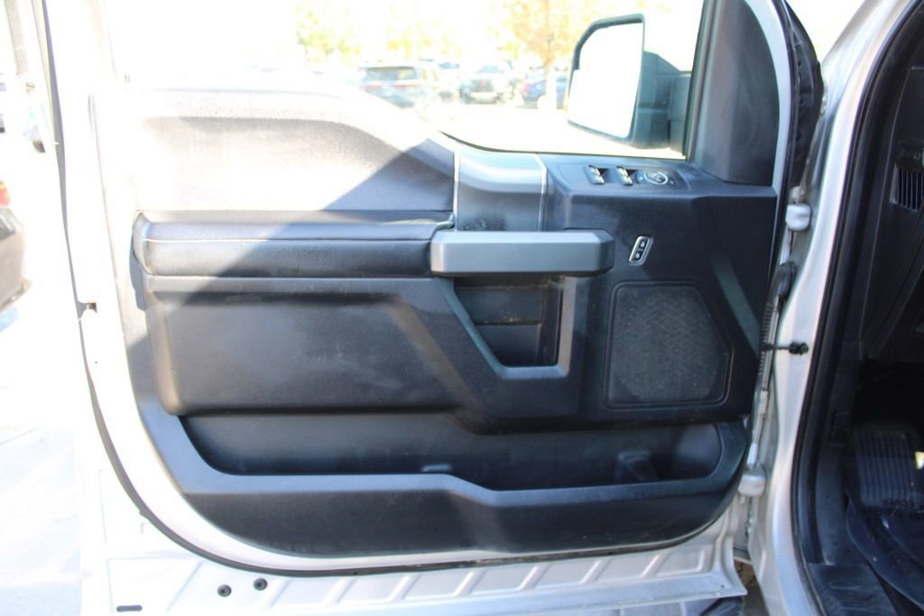 Used 2016 Ford F150 XLT w/ Equipment Group 301A Mid image 15