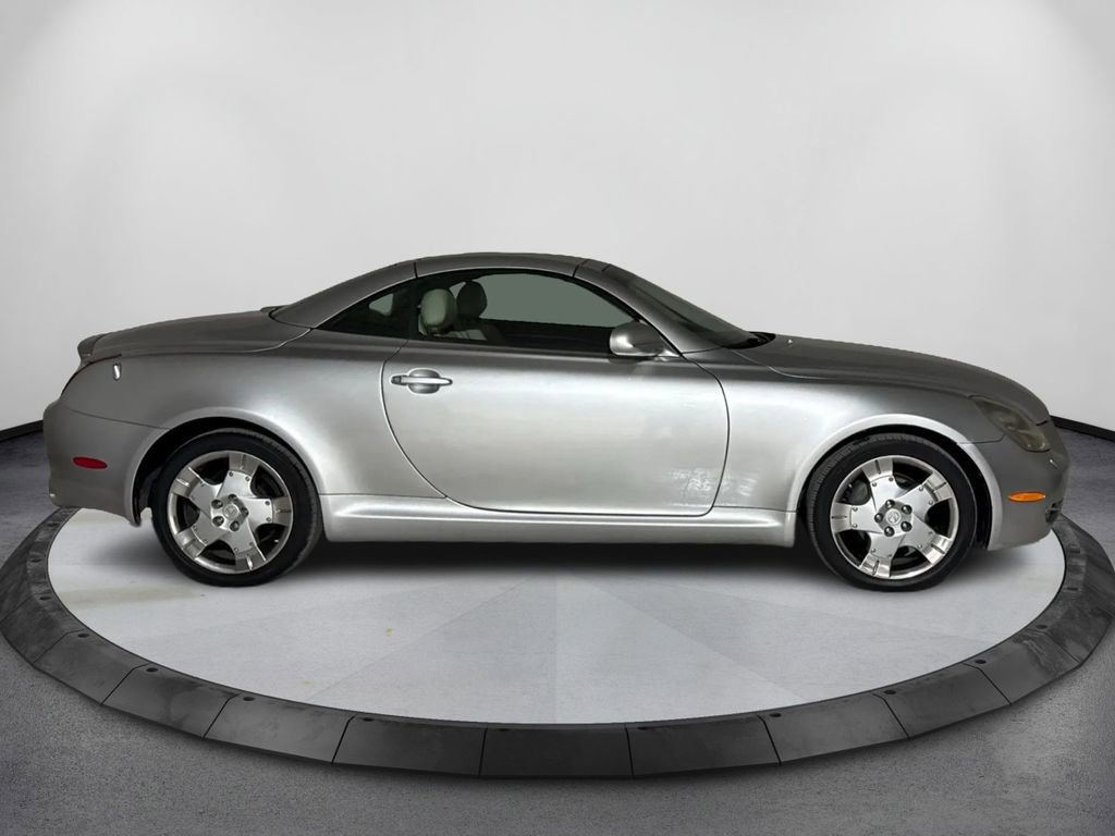 Used 2008 Lexus SC 430 Convertible image 4