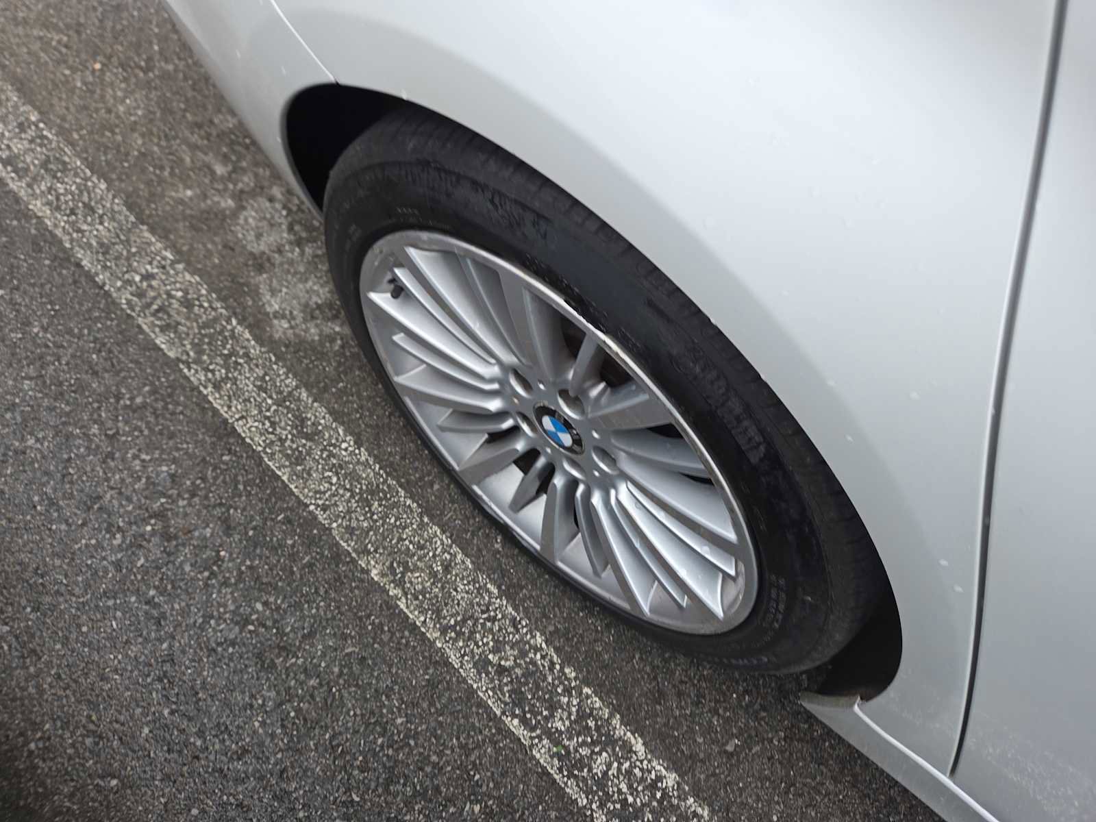 Used 2013 BMW 335i 335i image 4