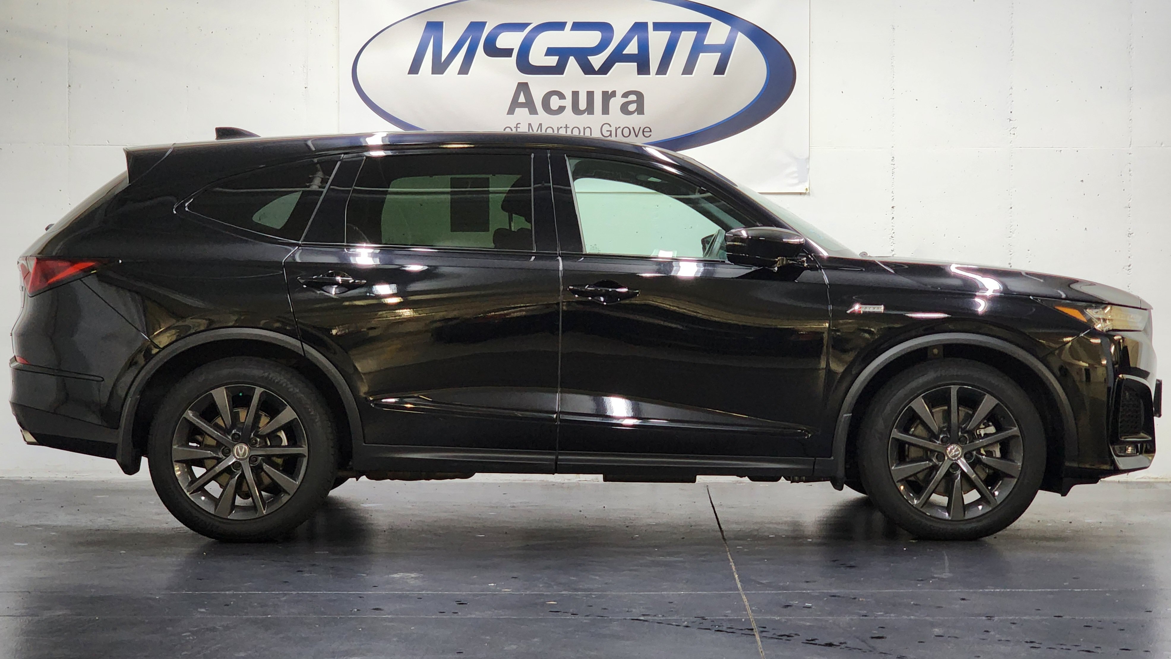 Certified 2025 Acura MDX A-Spec AWD/4WD image 3