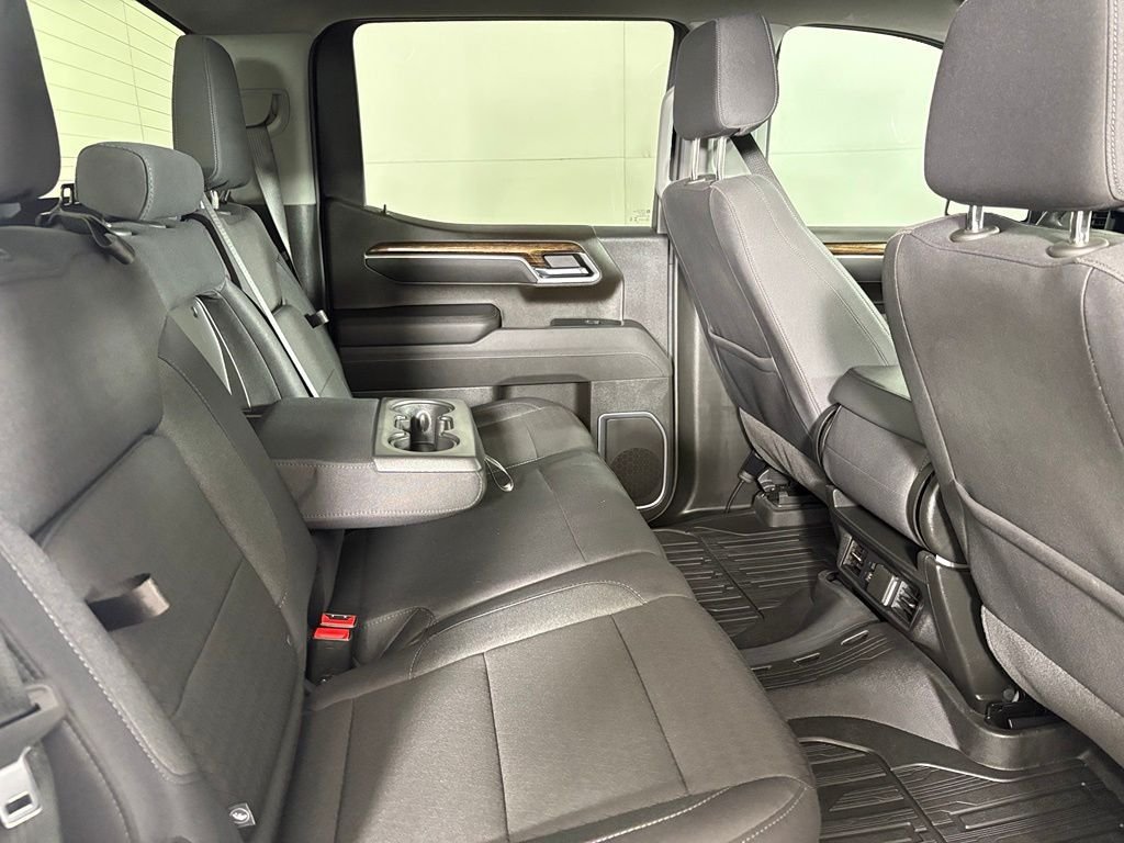 Used 2026 GMC Sierra 1500 Elevation w/ Elevation Select Package RWD image 17