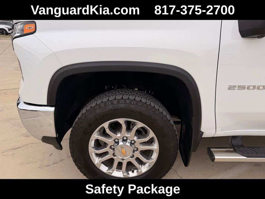 Used 2025 Chevrolet Silverado 2500 LTZ w/ LTZ Premium Package image 8