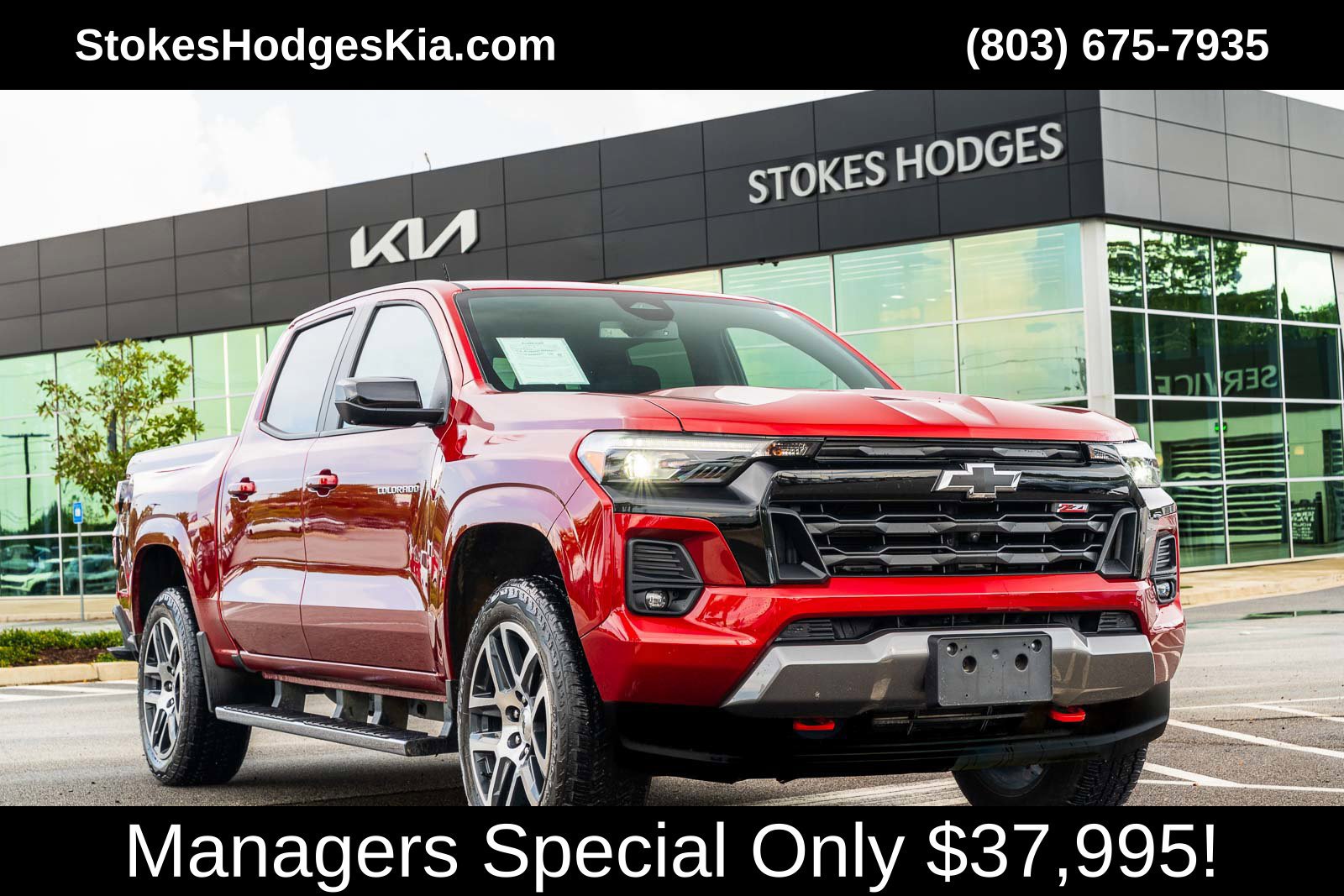 Used 2024 Chevrolet Colorado Z71 w/ Z71 Convenience Package 2