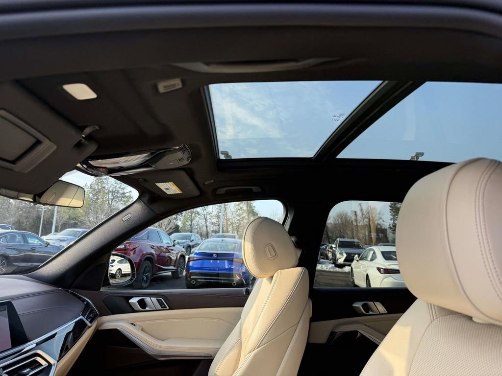 Used 2019 BMW X5 xDrive40i w/ Premium Package 2 image 22