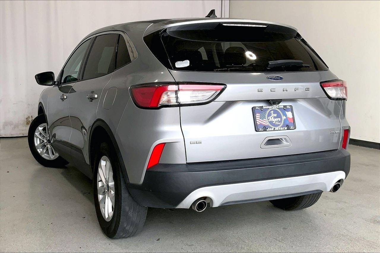 Used 2022 Ford Escape SE AWD/4WD image 5