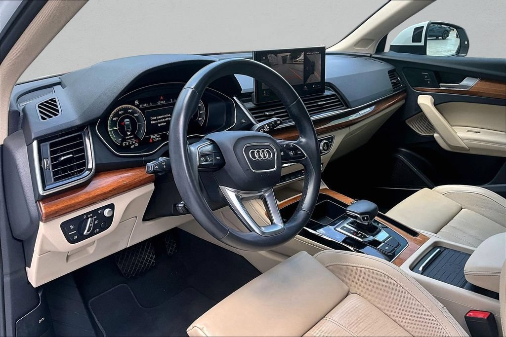 Used 2021 Audi Q5 e Prestige w/ Prestige Package AWD/4WD image 17