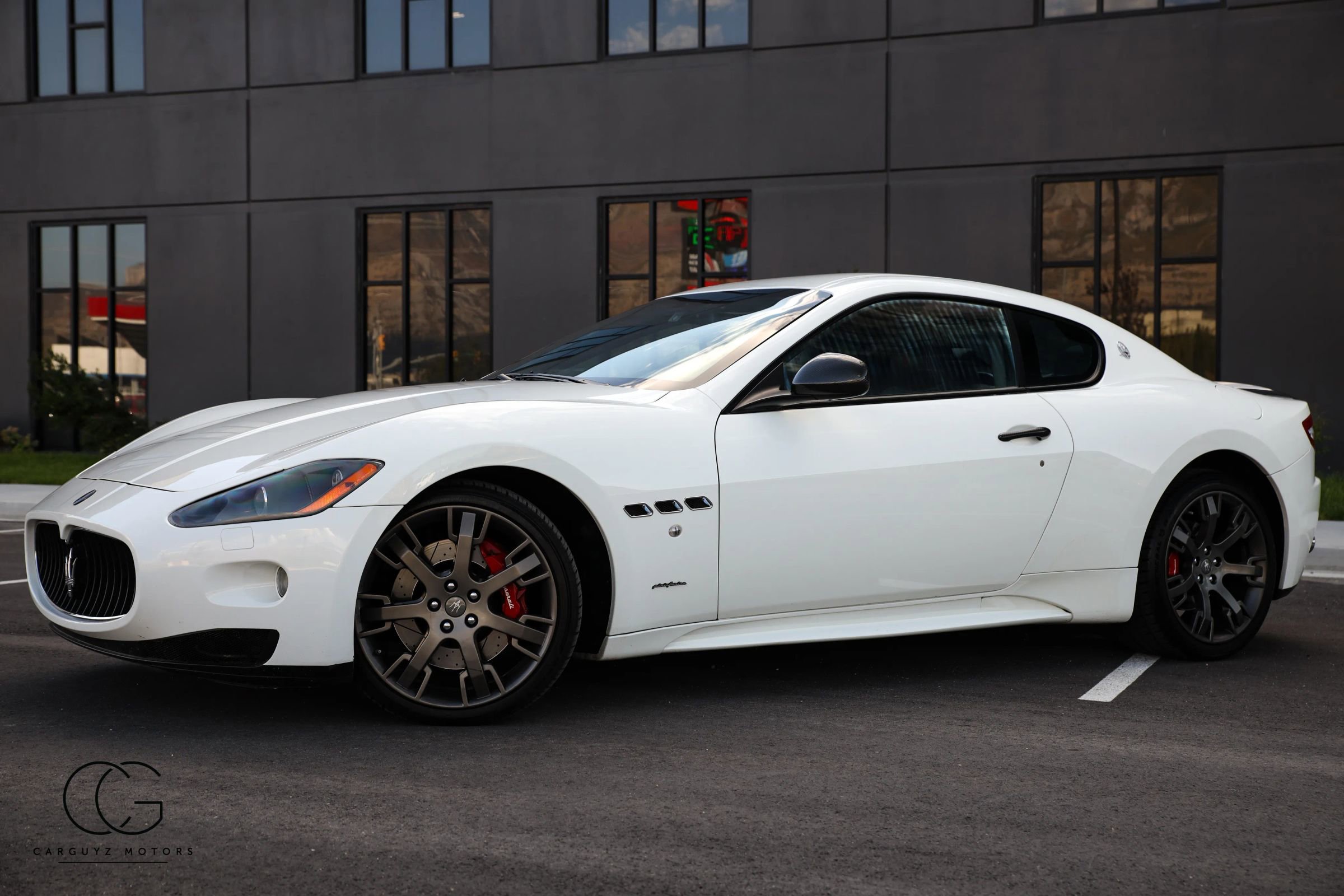 Used 2012 Maserati GranTurismo S image 5