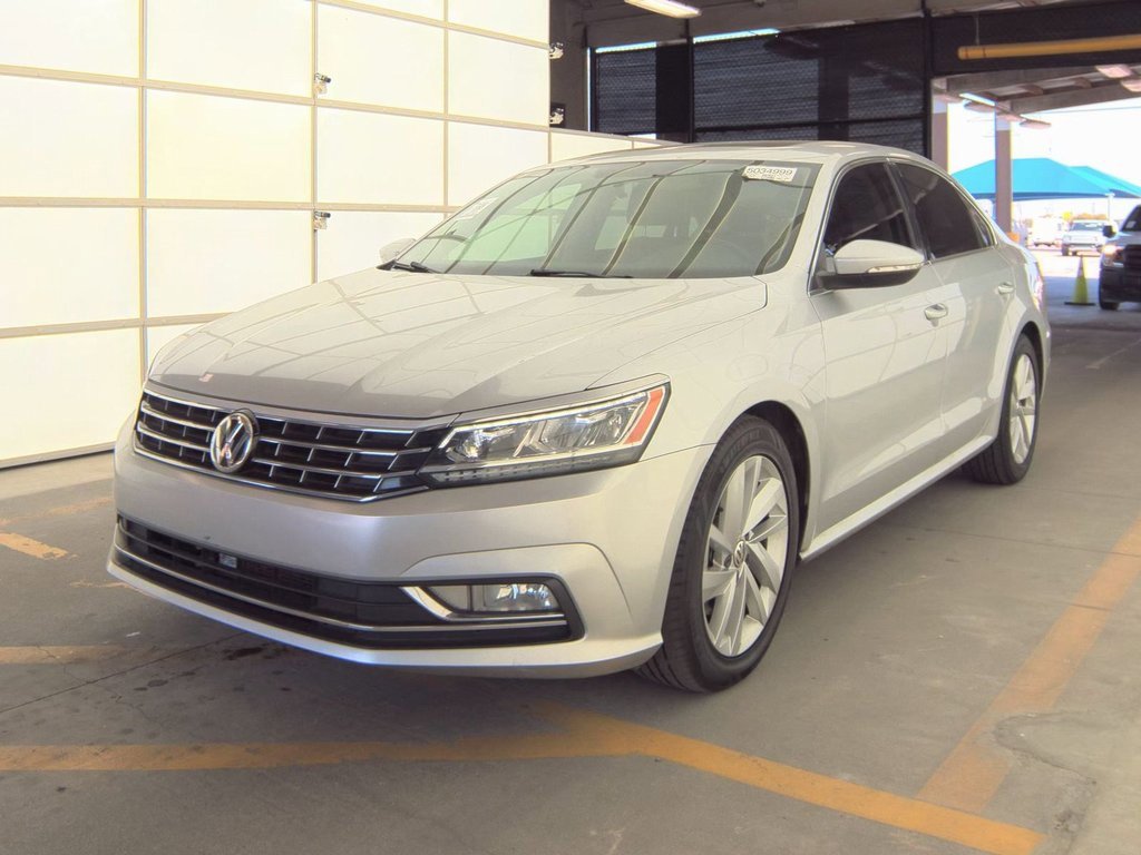 Used 2018 Volkswagen Passat 2.0T SE w/ SE Lighting Package image 1