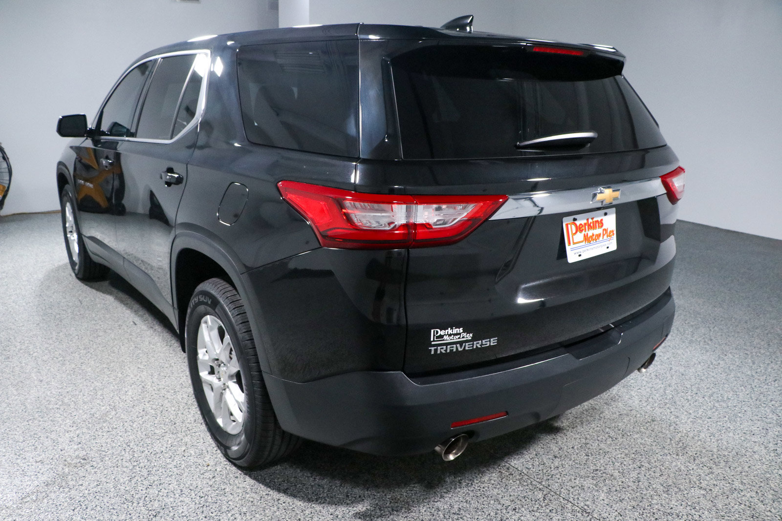Used 2018 Chevrolet Traverse LS image 9