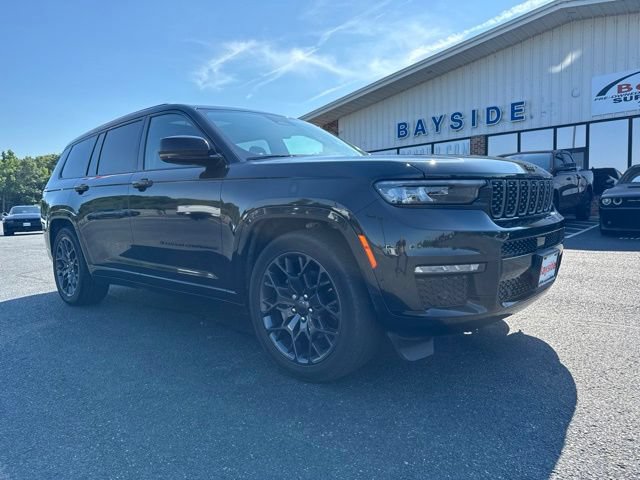 Used 2025 Jeep Grand Cherokee L Summit AWD/4WD image 2