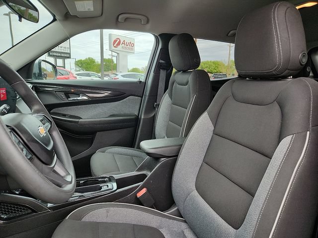 Certified 2025 Chevrolet TrailBlazer LT FWD image 12