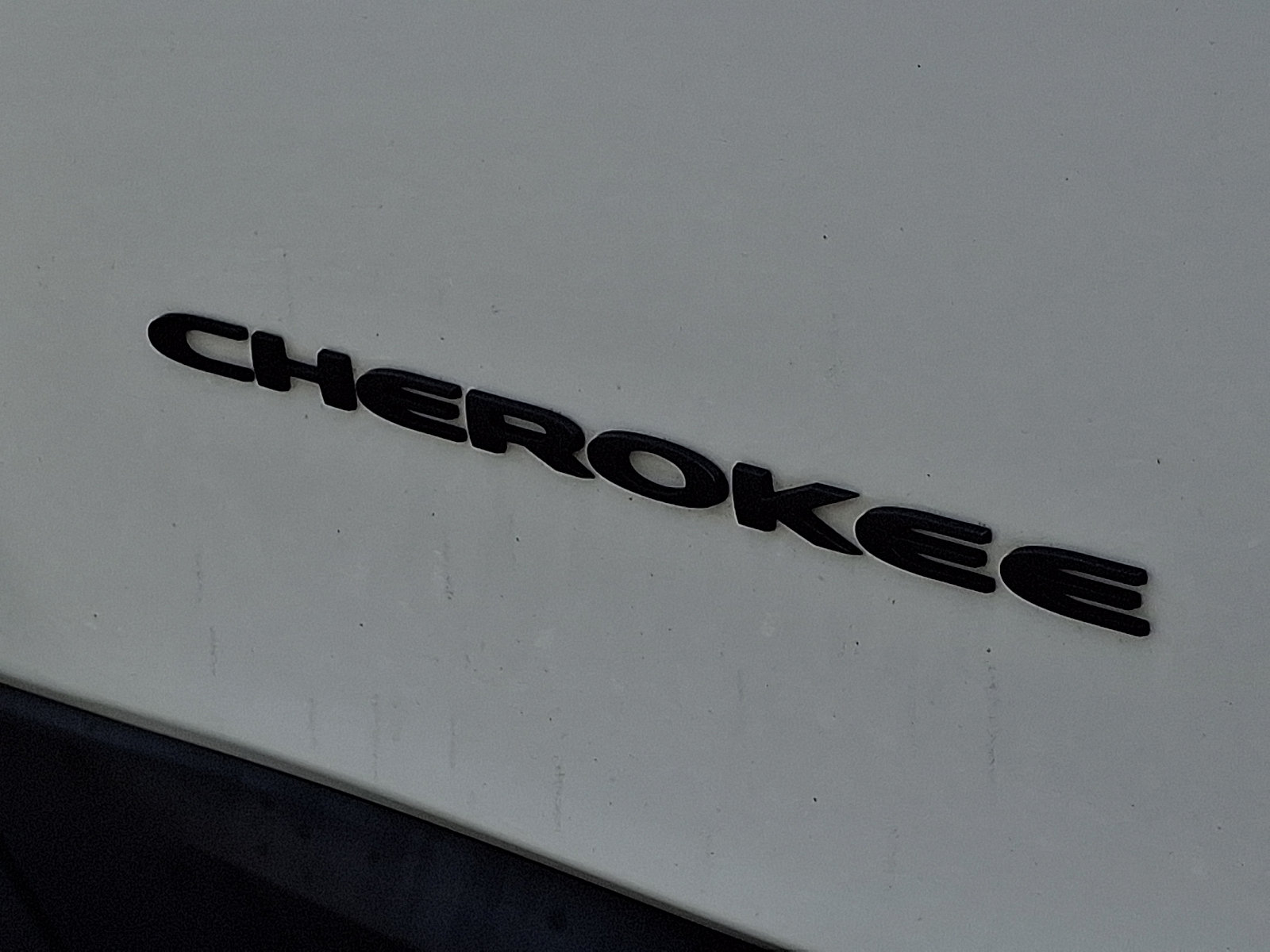 Used 2019 Jeep Cherokee Trailhawk AWD/4WD image 30