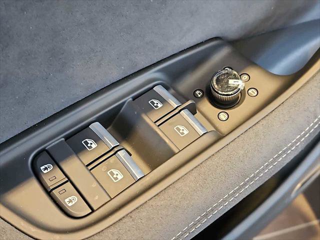 New 2026 Audi RS Q8 performance AWD/4WD image 6