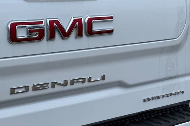 New 2026 GMC Sierra 1500 Denali w/ Denali Reserve Package image 33