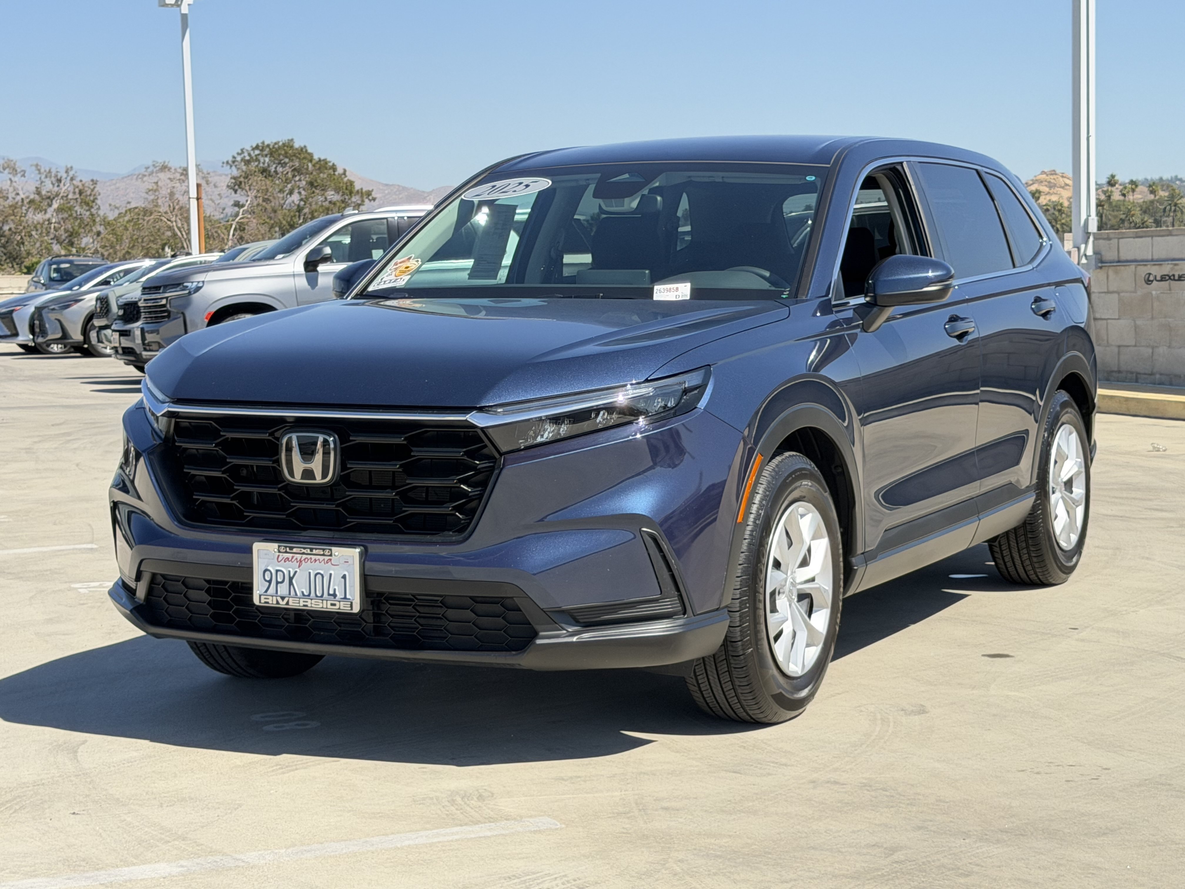 Used 2025 Honda CR-V LX image 4