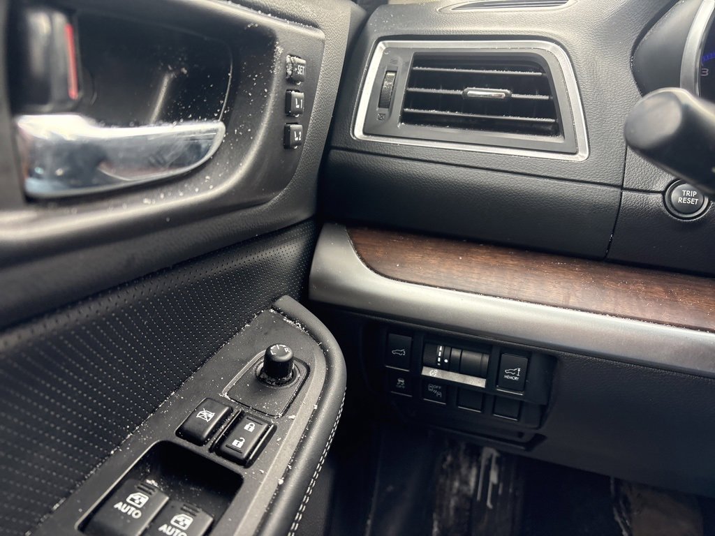 Used 2016 Subaru Outback 2.5i Limited image 26