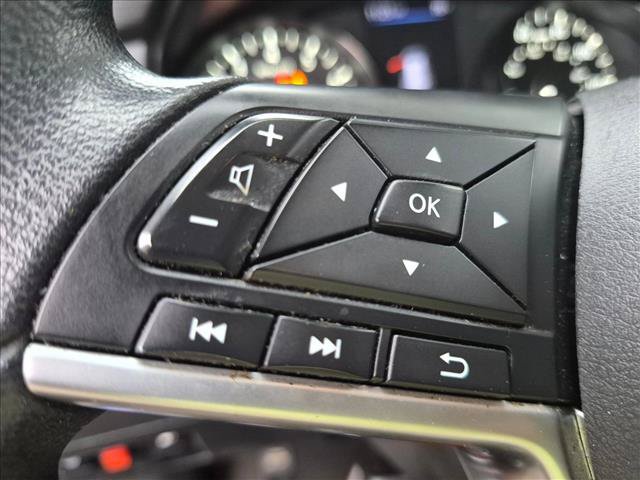 Used 2020 Nissan Rogue S FWD image 13