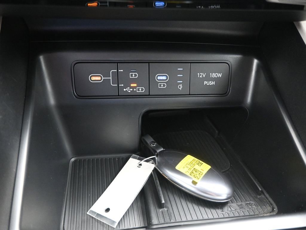 Used 2025 Hyundai Tucson SEL image 21