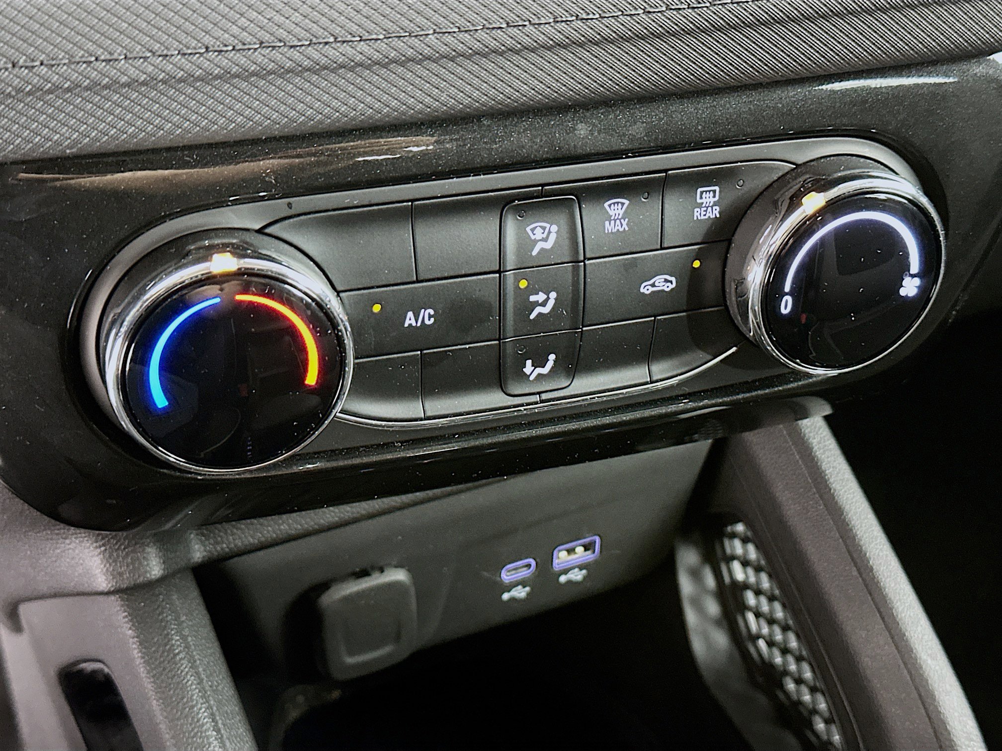 Used 2025 Chevrolet TrailBlazer LT image 23