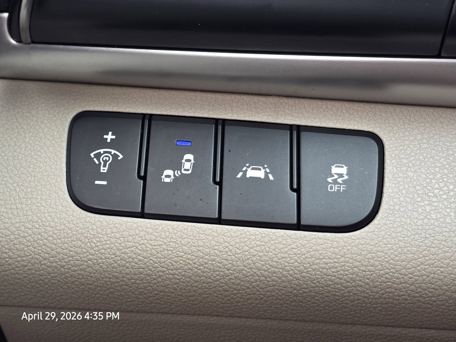 Used 2019 Hyundai Elantra Value Edition w/ Winter Weather Package FWD image 30