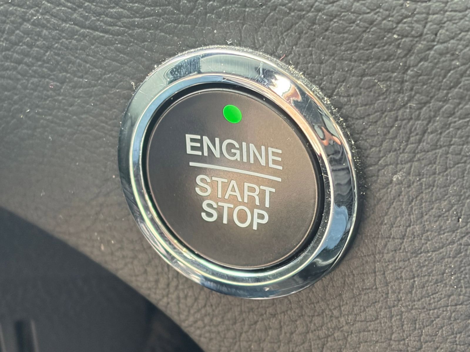 Used 2024 Ford Edge SEL image 18