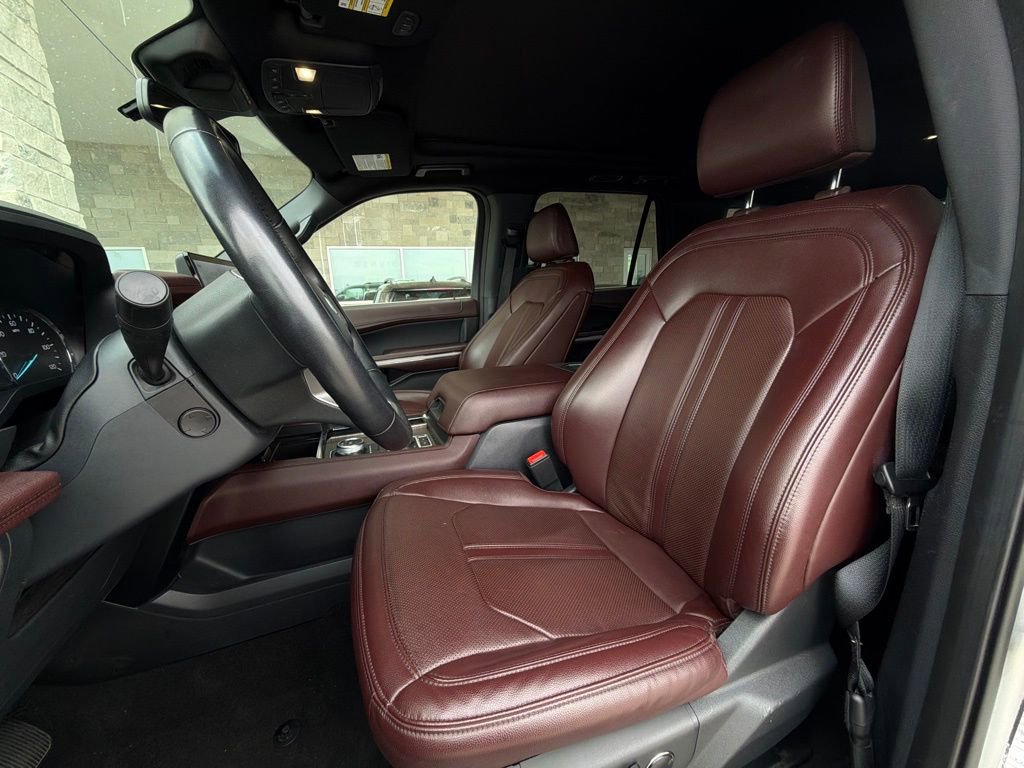 Used 2024 Ford Expedition Max Limited image 6