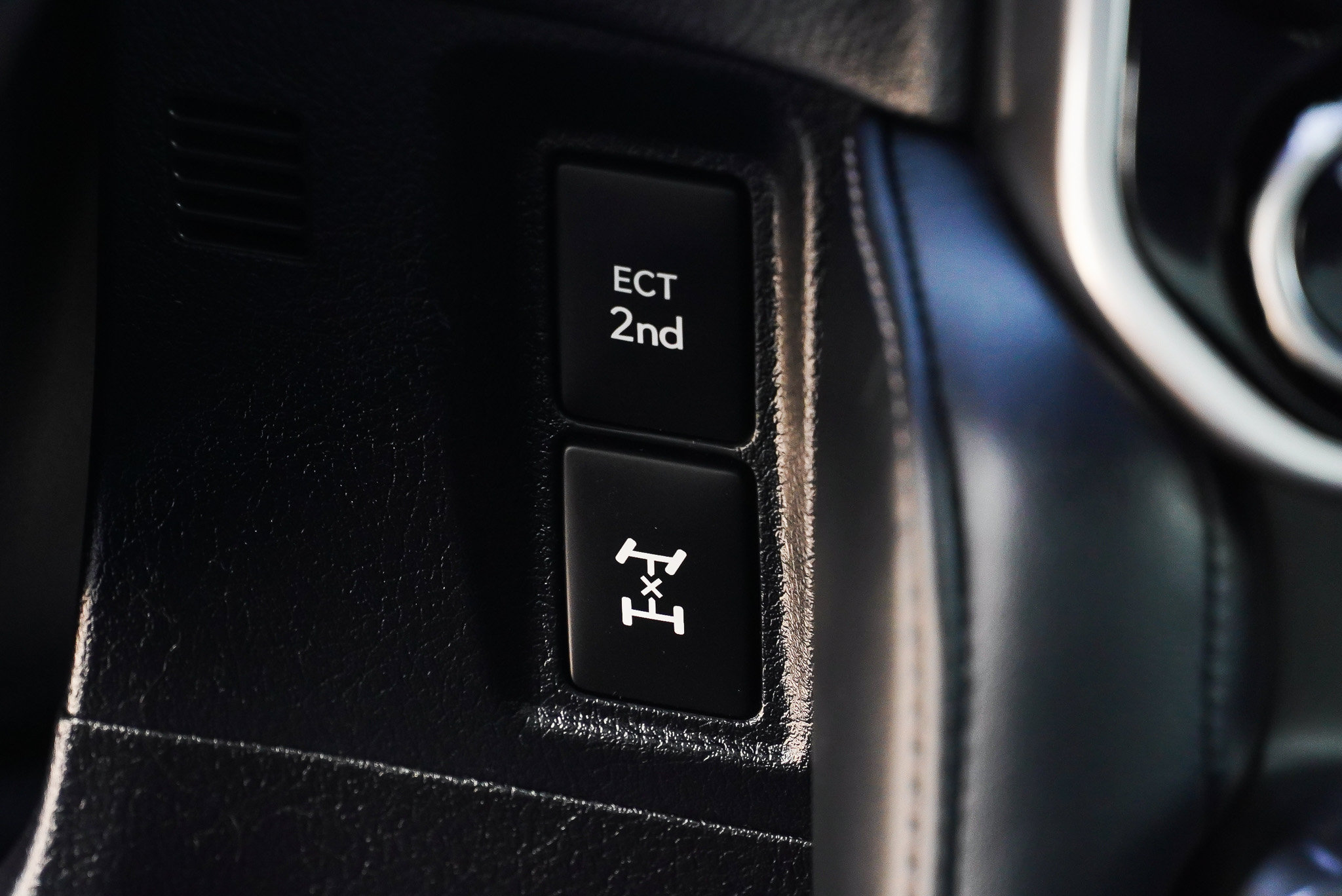 Used 2023 Lexus GX 460 Premium w/ Accessory Package AWD/4WD image 40