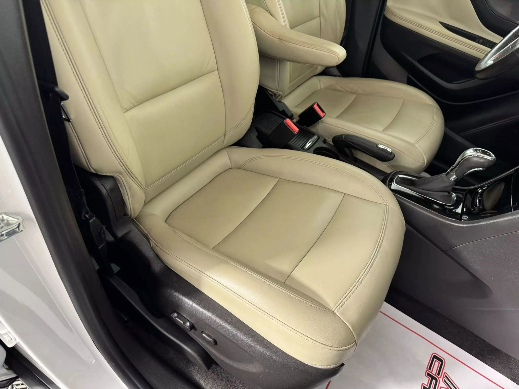 Used 2017 Buick Encore Premium w/ Experience Buick Package image 35