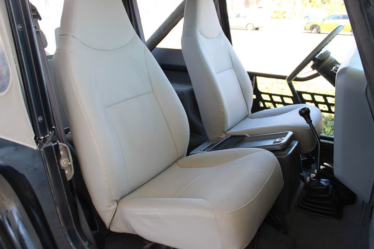 Used 1990 Jeep Wrangler S image 20