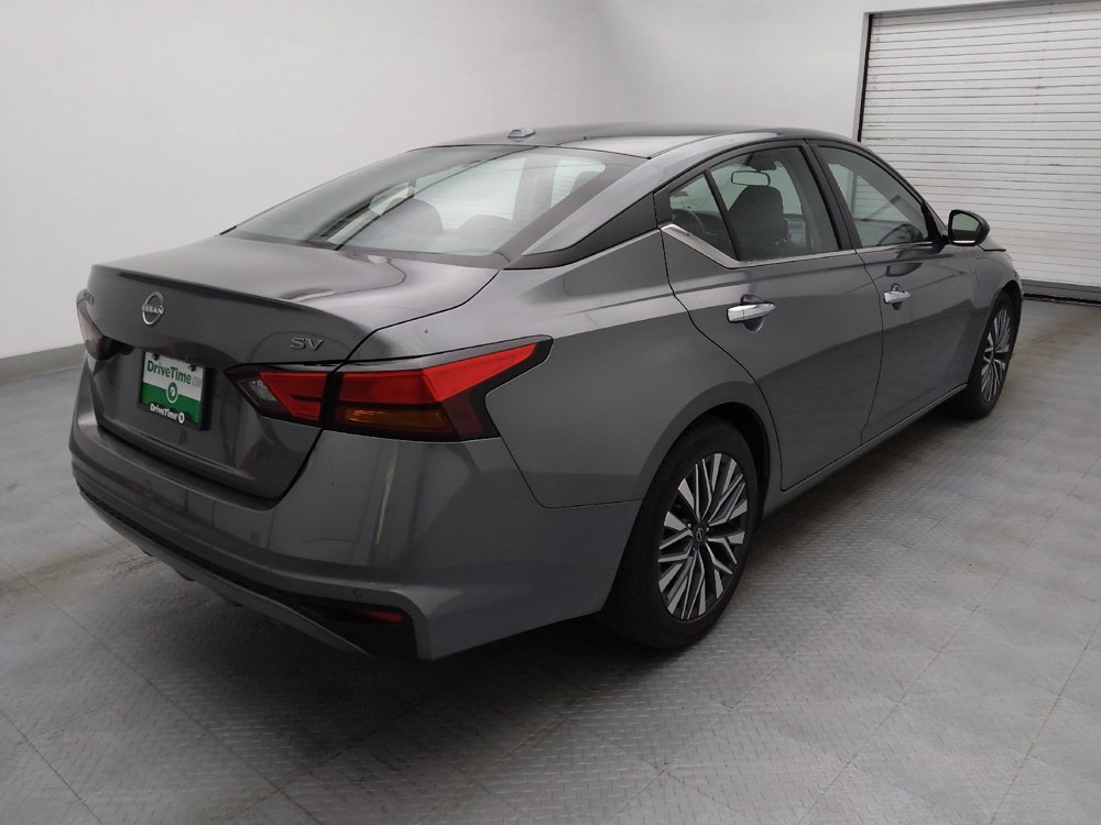 Used 2024 Nissan Altima 2.5 SV image 9