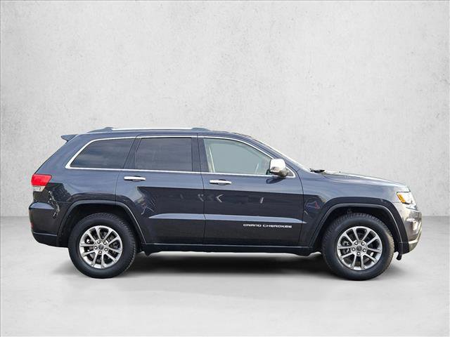 Used 2016 Jeep Grand Cherokee Limited w/ Luxury Group II image 4