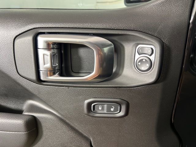 New 2025 Jeep Gladiator Sport AWD/4WD image 25