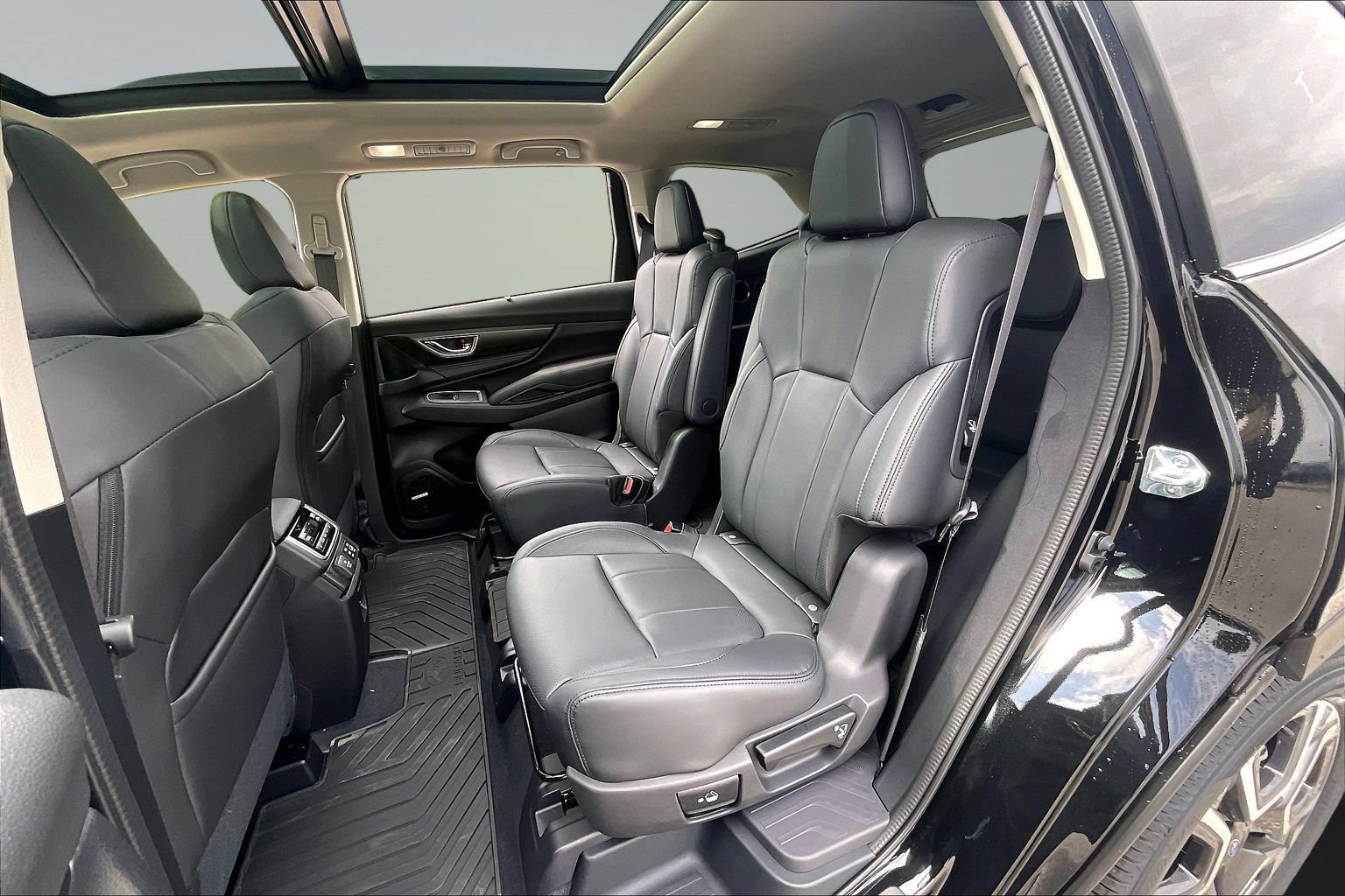New 2026 Subaru Ascent Touring w/ Popular Package #2 AWD/4WD image 10