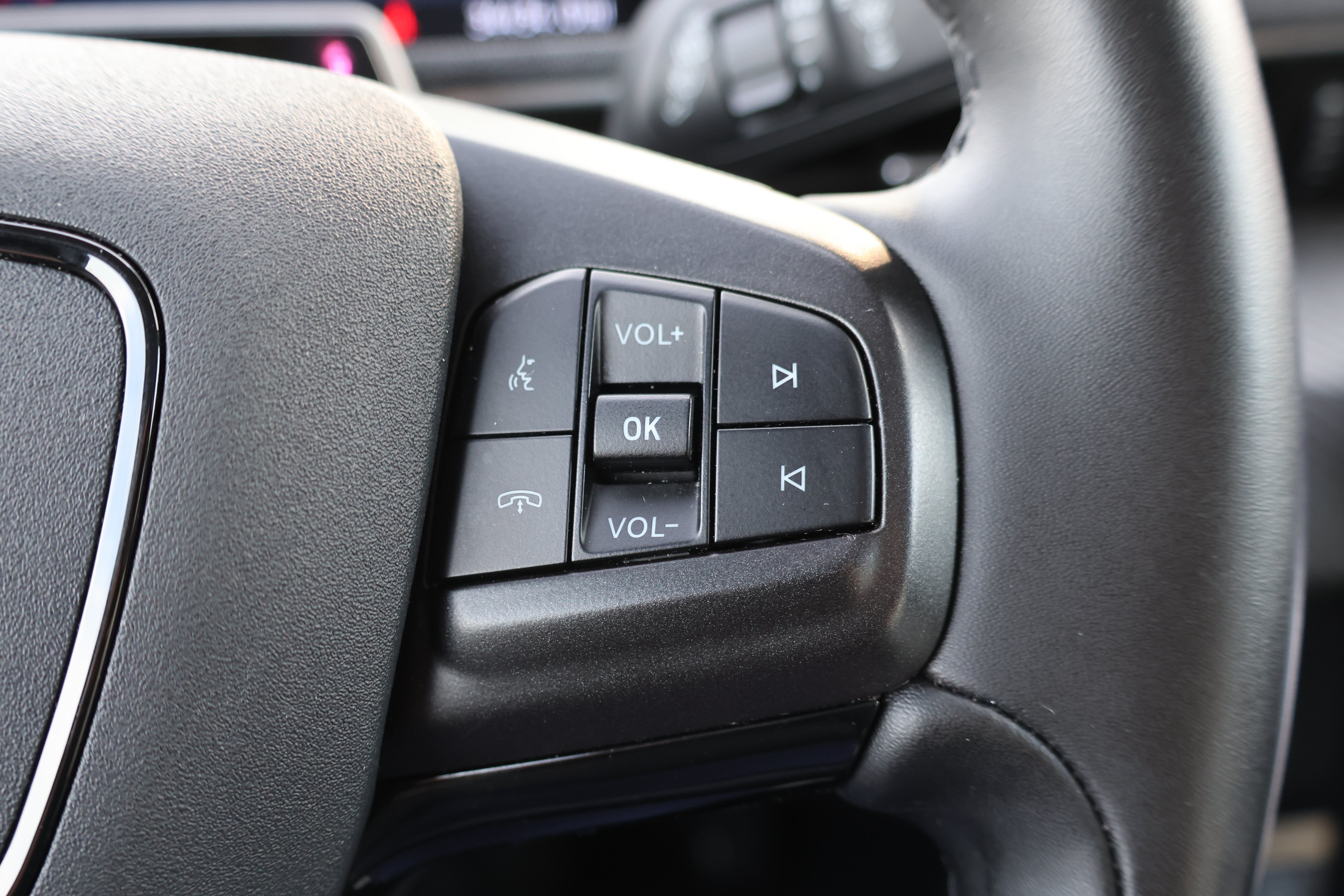 Used 2023 Ford Mustang Mach-E Premium AWD/4WD image 27