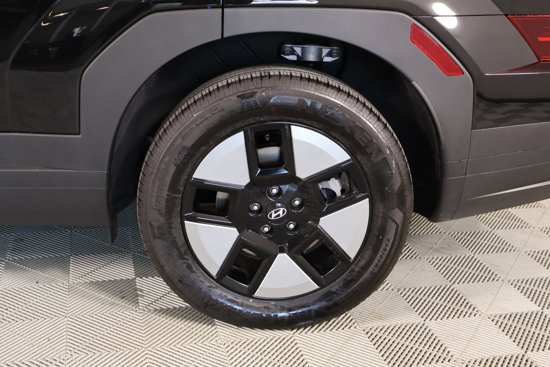 Certified 2026 Hyundai Santa Fe SE FWD image 18