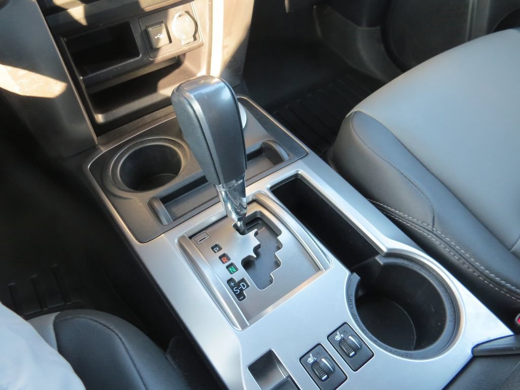 Used 2022 Toyota 4Runner SR5 Premium AWD/4WD image 23
