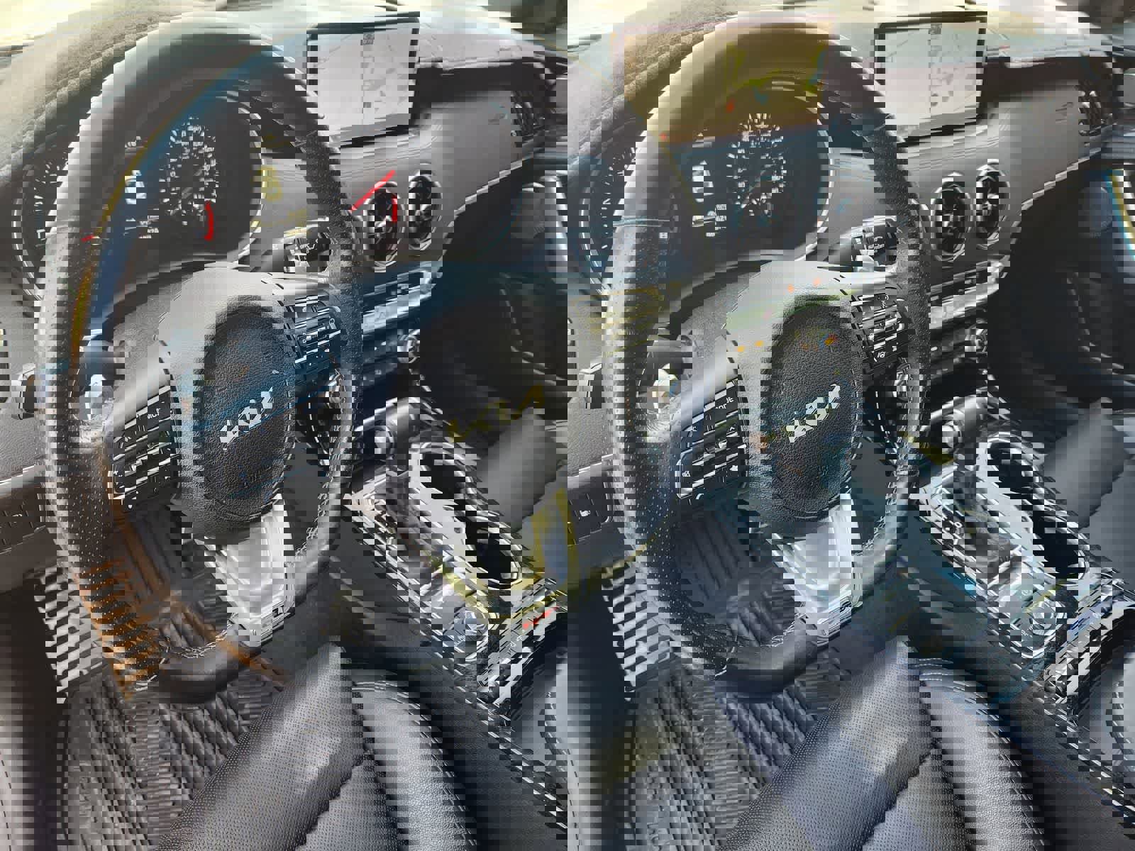 Used 2022 Kia Stinger GT-Line w/ Sun & Sound Package image 2