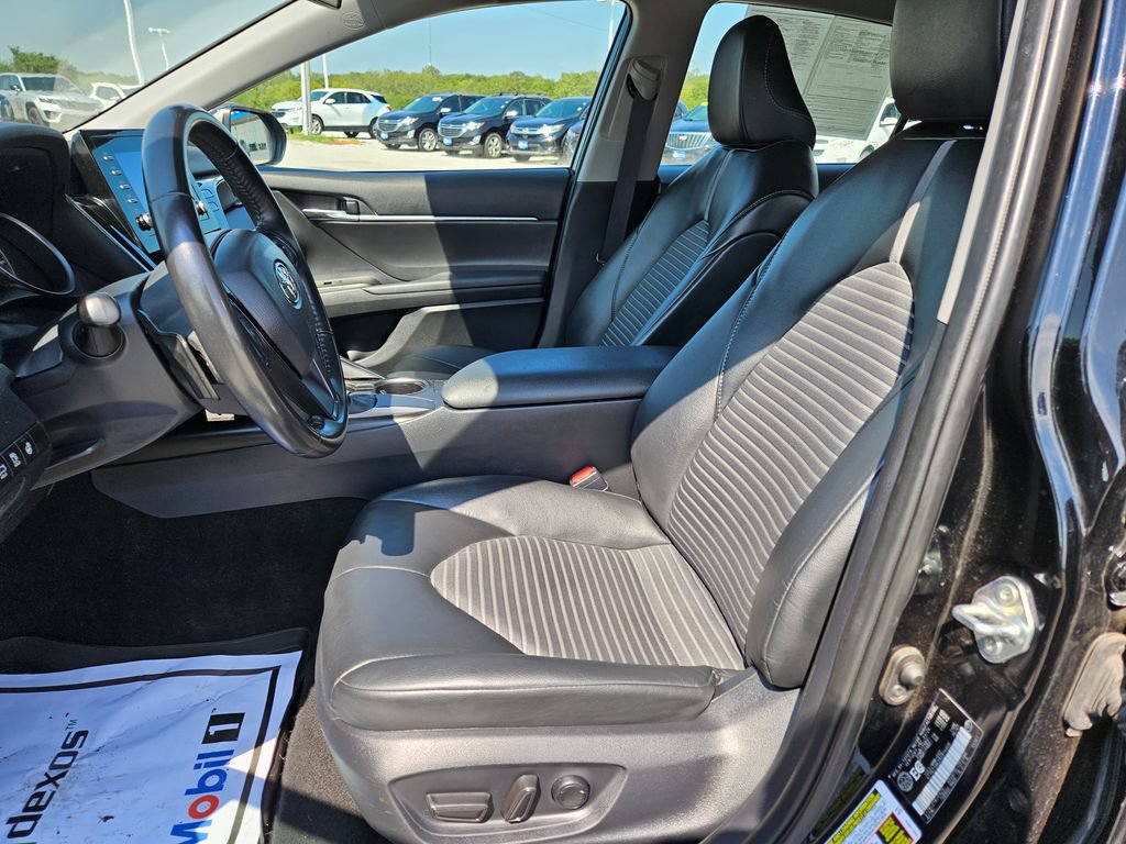 Used 2024 Toyota Camry SE FWD image 22