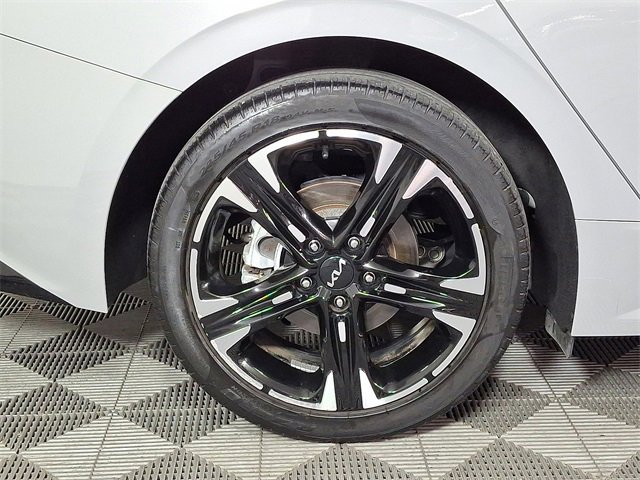 Used 2023 Kia K5 GT-Line image 12