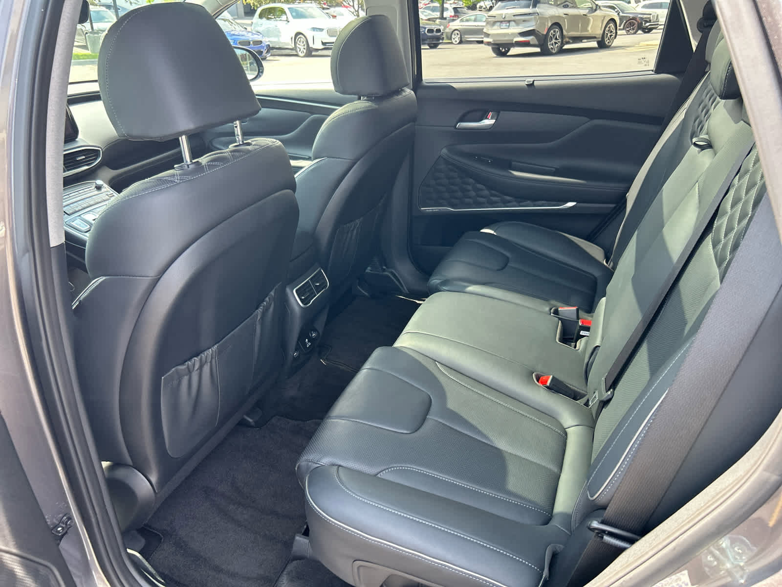 Used 2023 Hyundai Santa Fe Limited AWD/4WD image 17