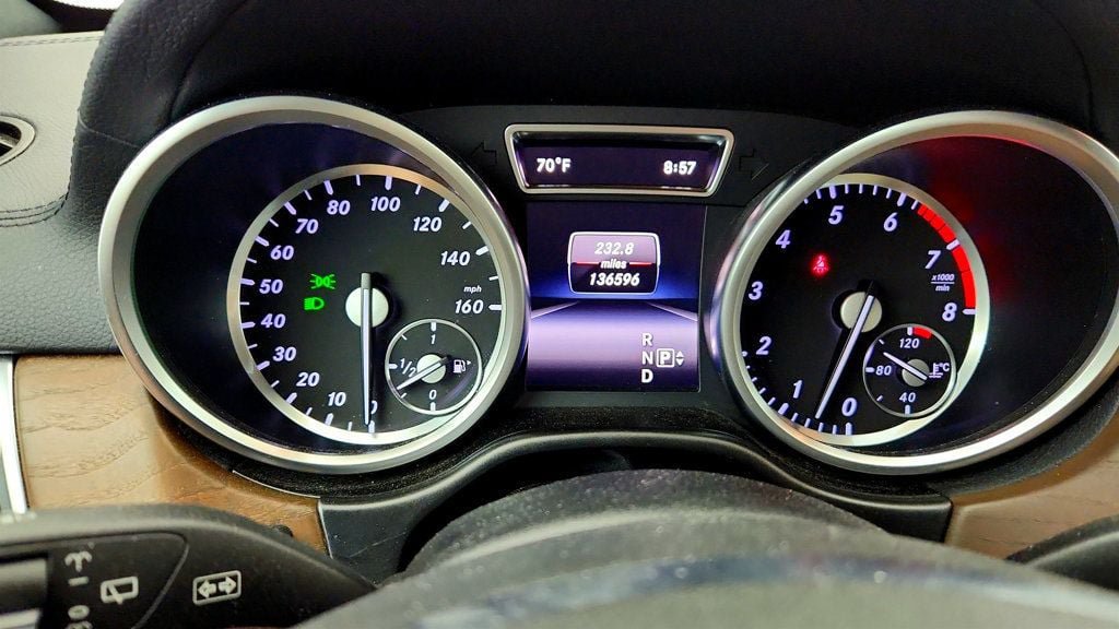 Used 2016 Mercedes-Benz GL 550 4MATIC image 14