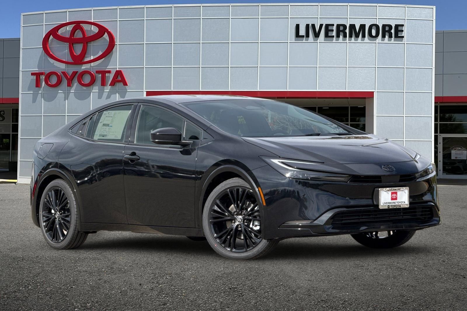 New 2026 Toyota Prius Plug-In Hybrid image 2