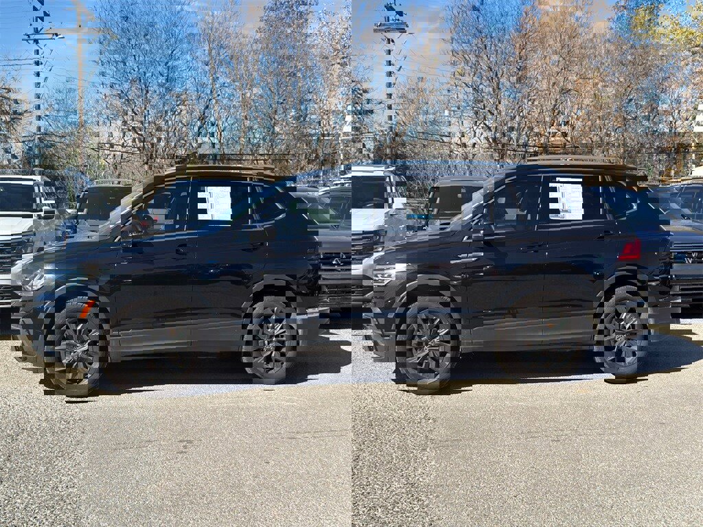 New 2024 Volkswagen Tiguan SE image 6