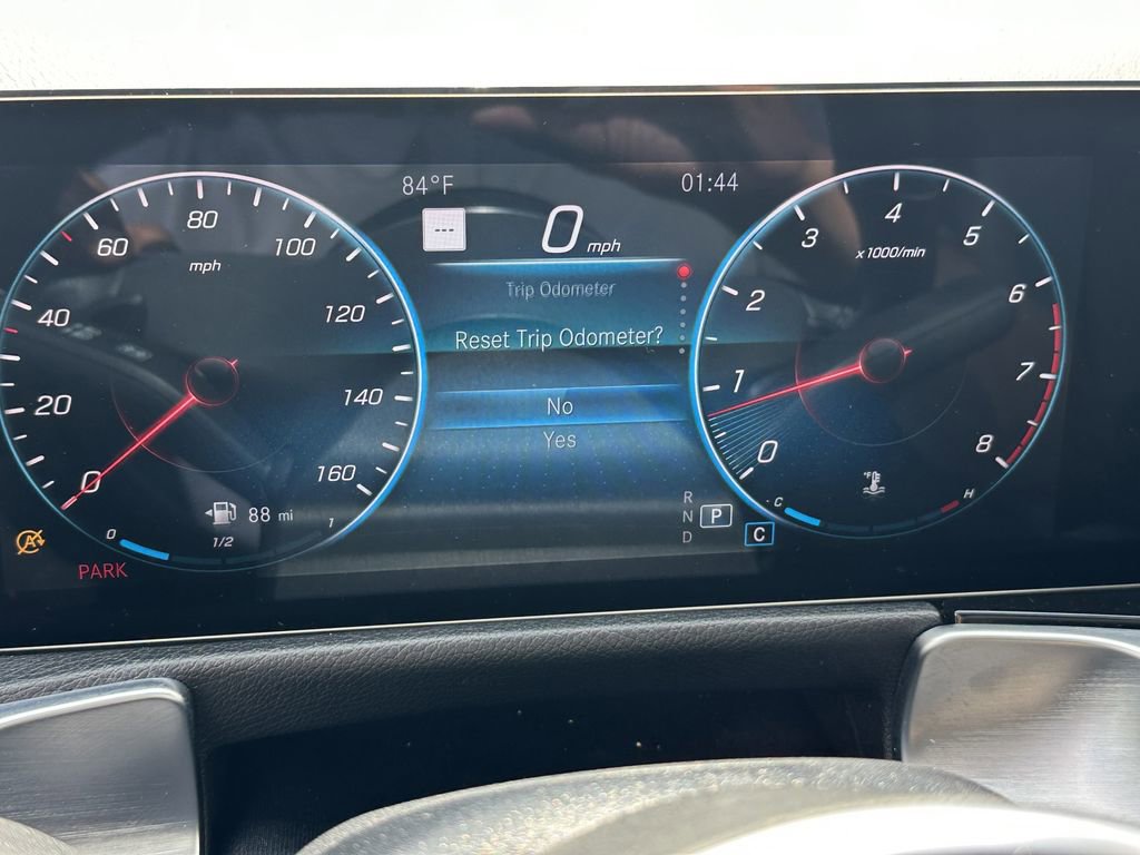 Certified 2022 Mercedes-Benz GLB 250 4MATIC image 30