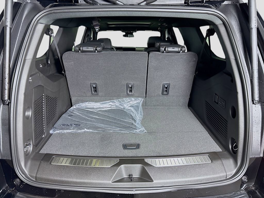 New 2026 GMC Yukon XL Denali w/ Sun & Power Step Package image 27