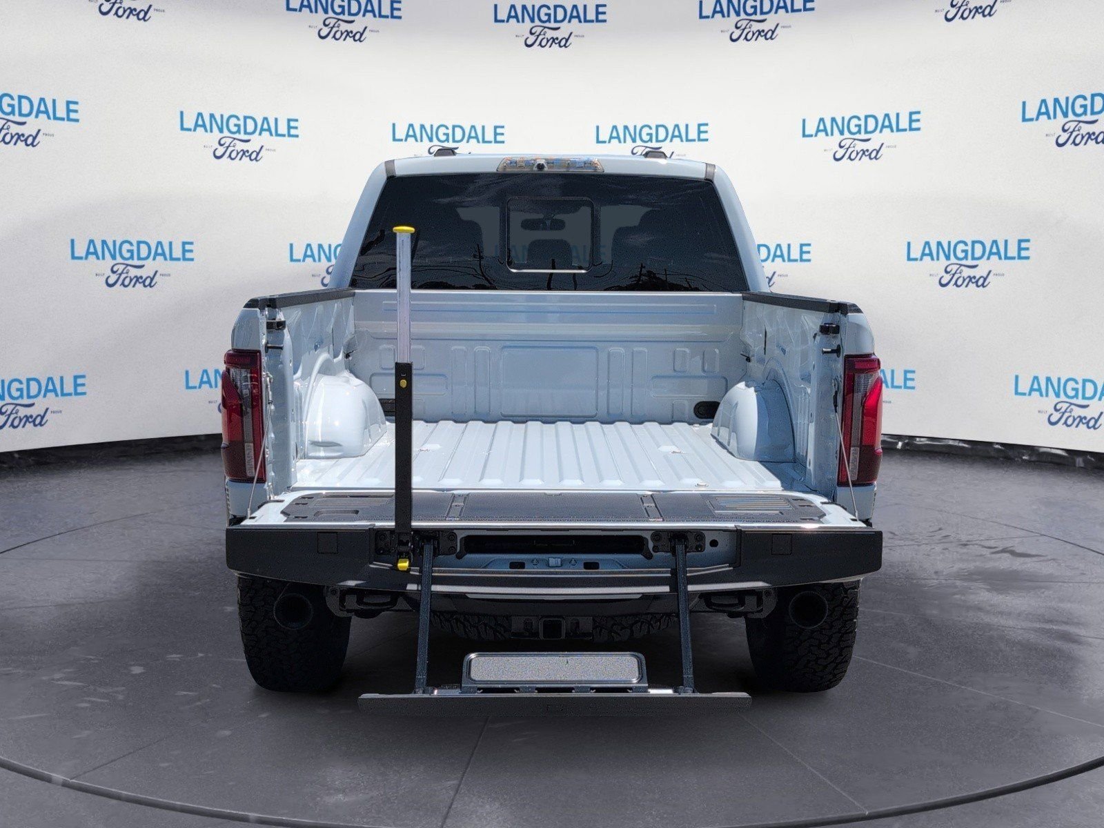 New 2026 Ford F150 Raptor w/ Equipment Group 803A Raptor R AWD/4WD image 8