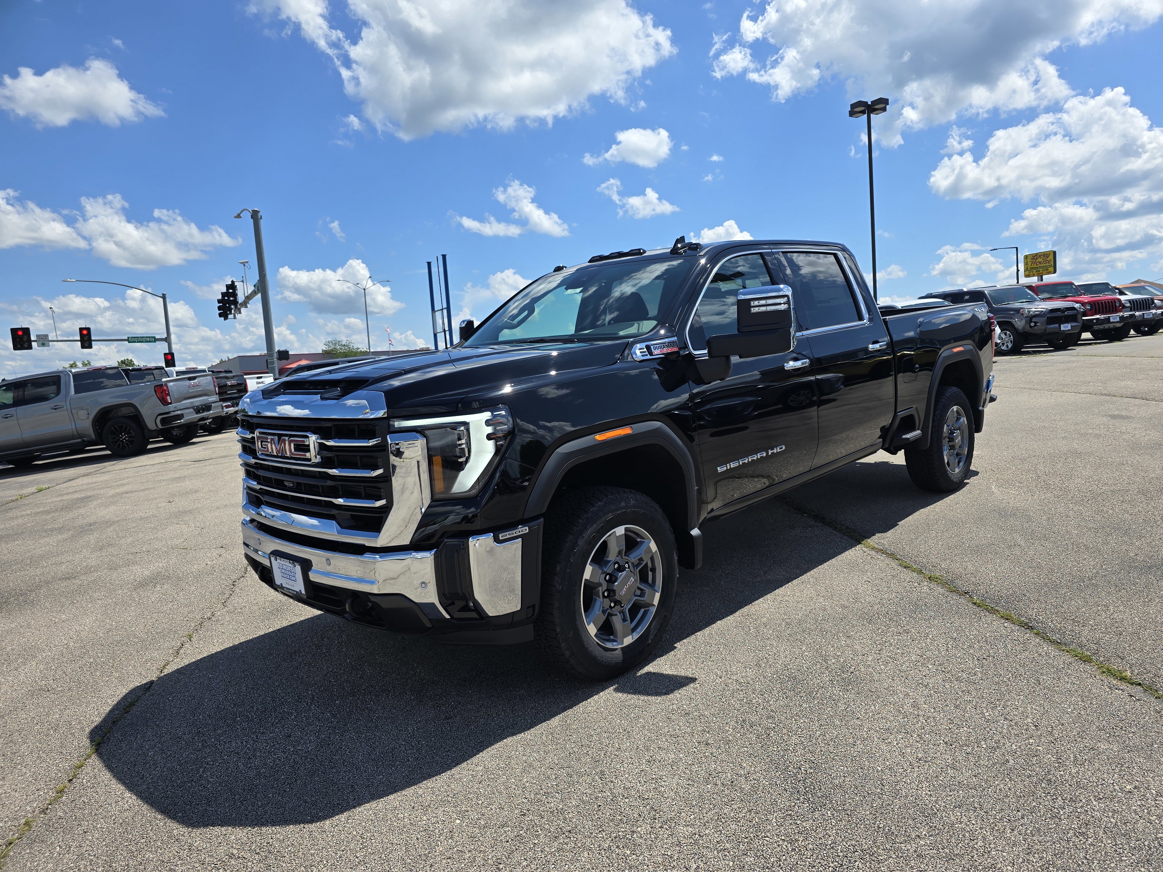 New 2025 GMC Sierra 2500 SLT w/ SLT Convenience Package image 7
